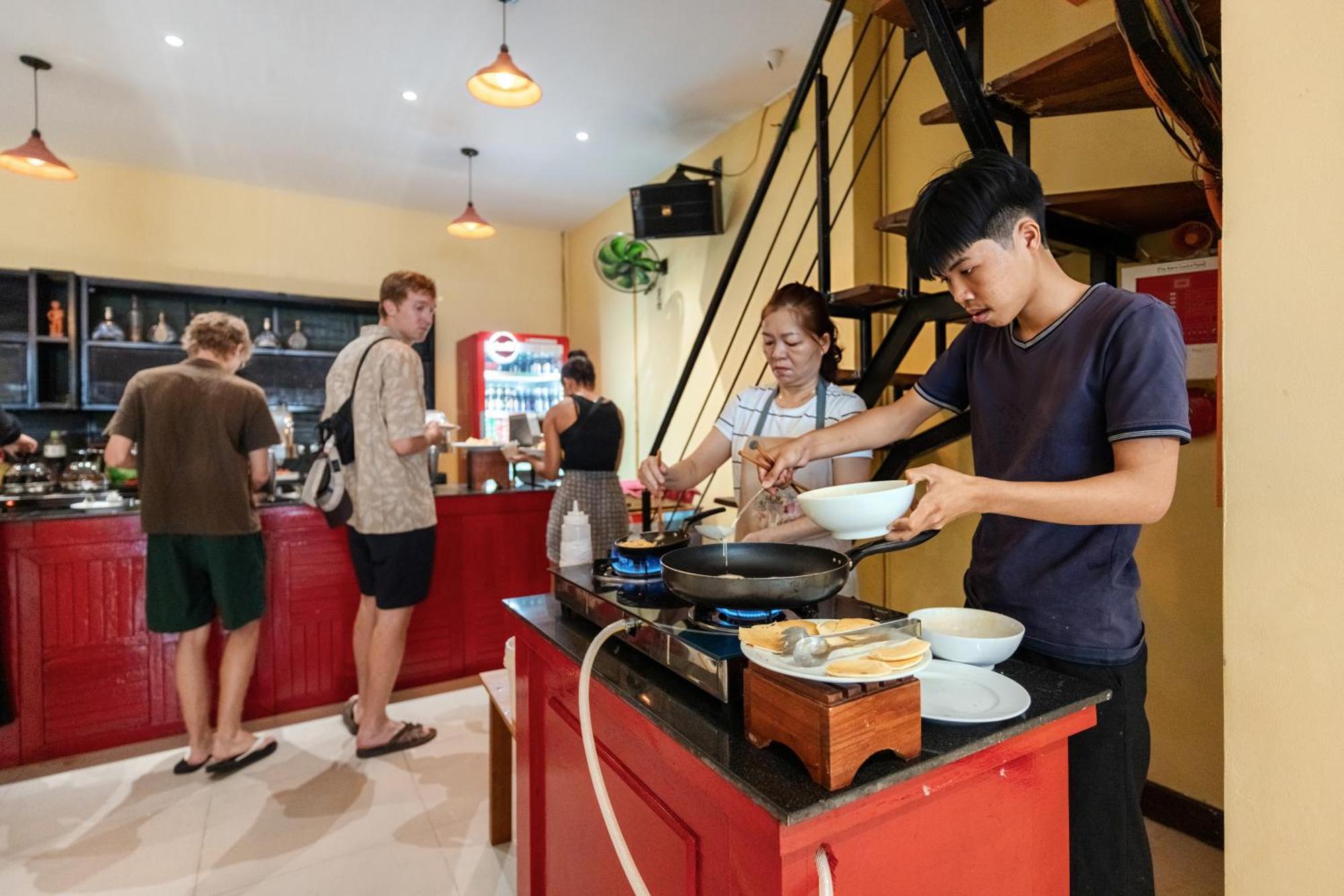 Harmony Old Town Hostel And Pool Bar Hoi An Zewnętrze zdjęcie
